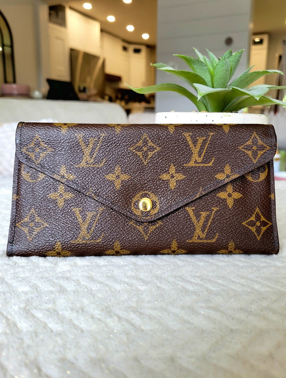 ❤️ Red LOUIS VUITTON Monogram Canvas Josephine Wallet
